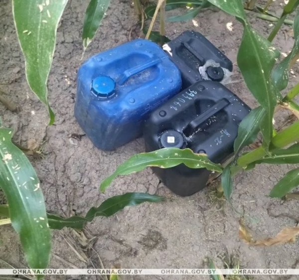 В Бресте и Барановичском районе задержали мужчин с краденым дизтопливом В Бресте и Барановичском районе задержали мужчин с краденым дизтопливом