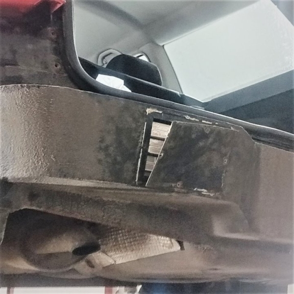 Литовец наделал тайники и пытался вывезти из Беларуси сотни пачек сигарет Литовец наделал тайники и пытался вывезти из Беларуси сотни пачек сигарет