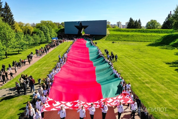 День государственных флага, герба и гимна будет отмечаться в Беларуси День государственных флага, герба и гимна будет отмечаться в Беларуси