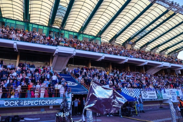Посещаемость матча «Динамо-Брест» — БАТЭ на ОСК «Брестский» составила 7207 зрителей Посещаемость матча «Динамо-Брест» — БАТЭ на ОСК «Брестский» составила 7207 зрителей