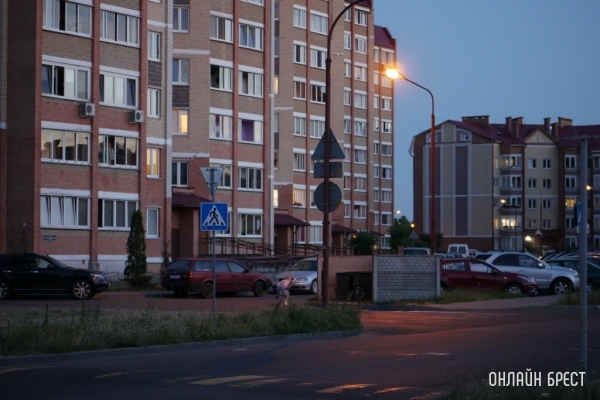 Сколько метров жилья могут купить жители разных городов Беларуси на одну зарплату? Считаем