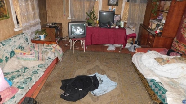 Облила растворителем и бросила спичку. В Беларуси женщина пыталась сжечь своего знакомого Облила растворителем и бросила спичку. В Беларуси женщина пыталась сжечь своего знакомого