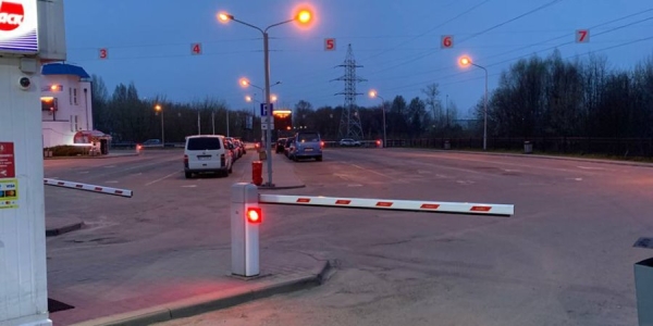 Очередь на границе с Польшей внезапно исчезла. В чем причина? Очередь на границе с Польшей внезапно исчезла. В чем причина?