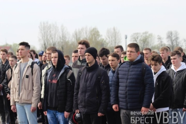 «Сформировано более сорока команд». 26 апреля начинается отправка призывников в войска «Сформировано более сорока команд». 26 апреля начинается отправка призывников в войска