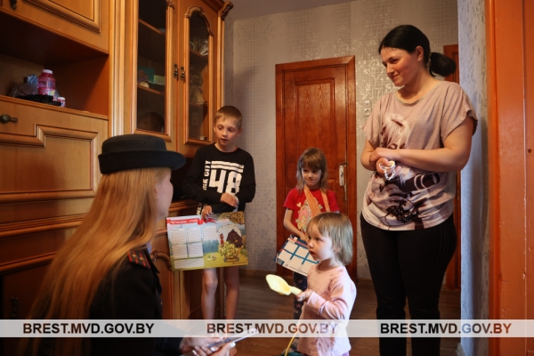 Как живут брестские семьи, попавшие в социально опасное положение Как живут брестские семьи, попавшие в социально опасное положение