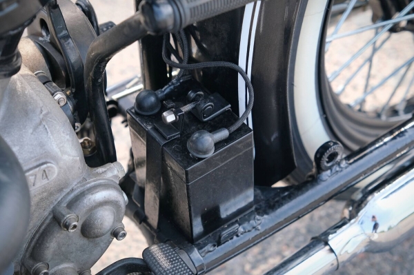 «Урал М-72», на который потратили $4 700. Белорус вдохнул жизнь в 68-летний советский байк «Урал М-72», на который потратили $4 700. Белорус вдохнул жизнь в 68-летний советский байк