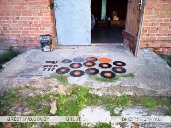 В Брестской области у бизнесмена украли имущество В Брестской области у бизнесмена украли имущество