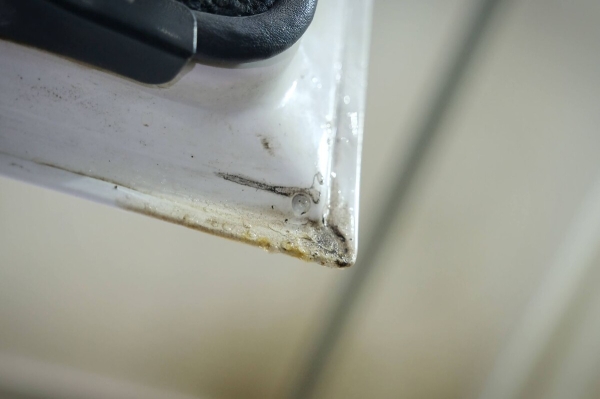 Mercedes-Benz W123 в руках студента: не хватает пятой передачи, зато есть рабочая гидроподвеска