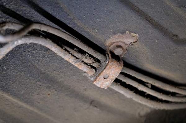 Mercedes-Benz W123 в руках студента: не хватает пятой передачи, зато есть рабочая гидроподвеска