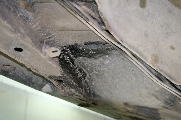 Mercedes-Benz W123 в руках студента: не хватает пятой передачи, зато есть рабочая гидроподвеска