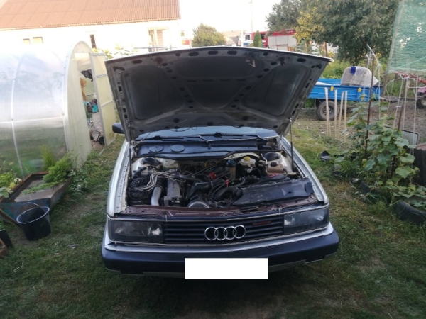 Пытался потушить авто. В Столине мужчина получил ожоги