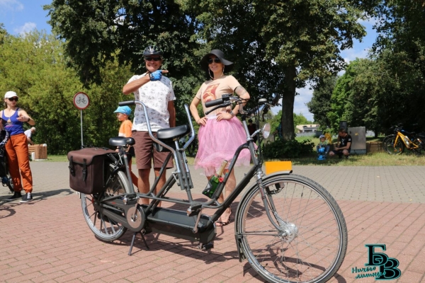 Велопарад на шпильках стал украшением Дня города Бреста Велопарад на шпильках стал украшением Дня города Бреста