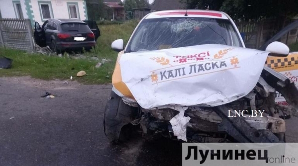 ДТП в Лунинецком районе: такси «встретилось» с Audi Q7 ДТП в Лунинецком районе: такси «встретилось» с Audi Q7