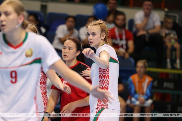 Белорусские гандболистки победно стартовали на II Играх стран СНГ Белорусские гандболистки победно стартовали на II Играх стран СНГ