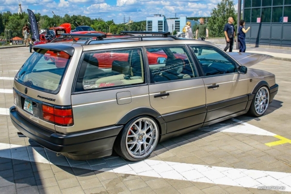 «Предлагали $5300, но я не продал». Самый крутой Passat B3 в Беларуси «Предлагали $5300, но я не продал». Самый крутой Passat B3 в Беларуси