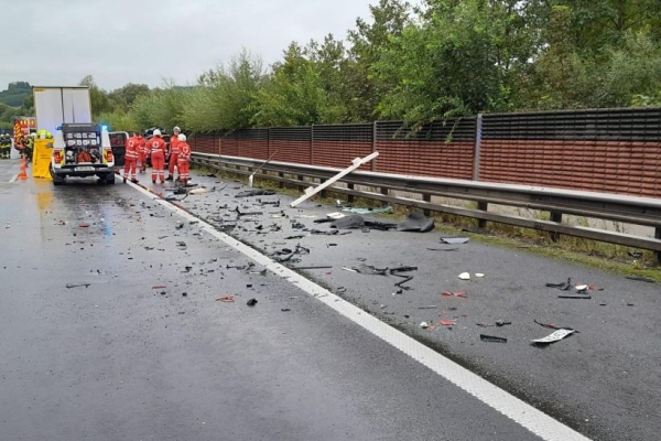 В Австрии в ДТП с фурой белоруса погиб водитель «легковушки» В Австрии в ДТП с фурой белоруса погиб водитель «легковушки»