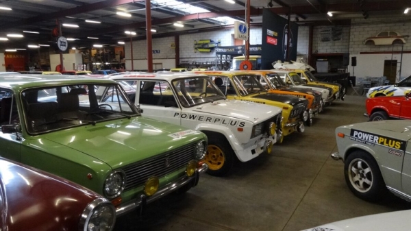 В Бельгии продают коллекцию советских машин. Во сколько оценили классику?