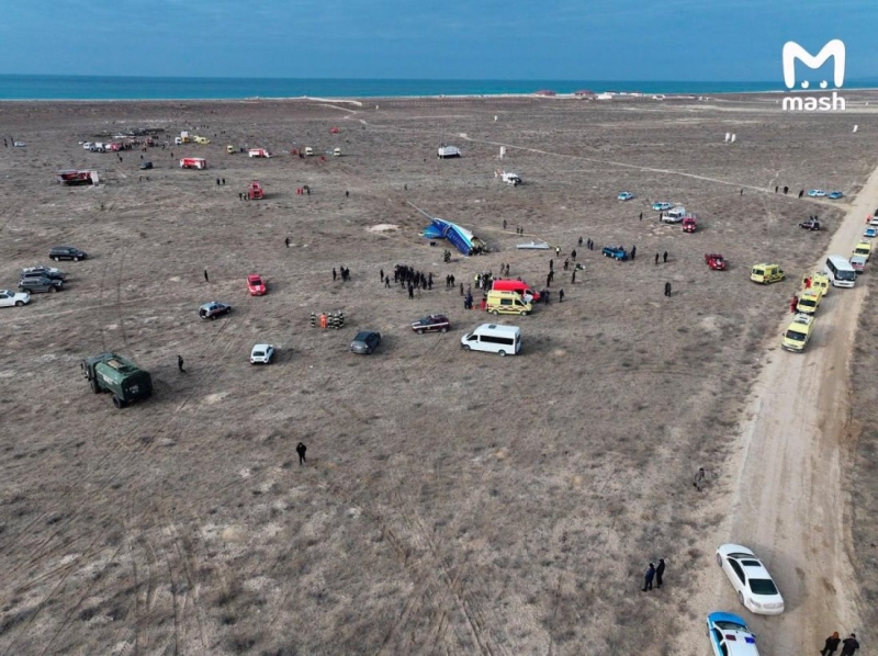 В Казахстане упал пассажирский самолет — видео и фото