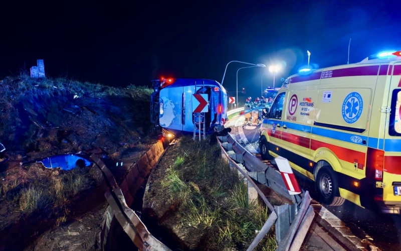 Жесткое ДТП в Польше: автобус с пассажирами перевернулся! Есть ли белорусы среди пострадавших? Жесткое ДТП в Польше: автобус с пассажирами перевернулся! Есть ли белорусы среди пострадавших?