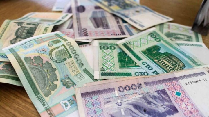 Немцев не перестают обманывать старыми белорусскими рублями — подробности очередного случая